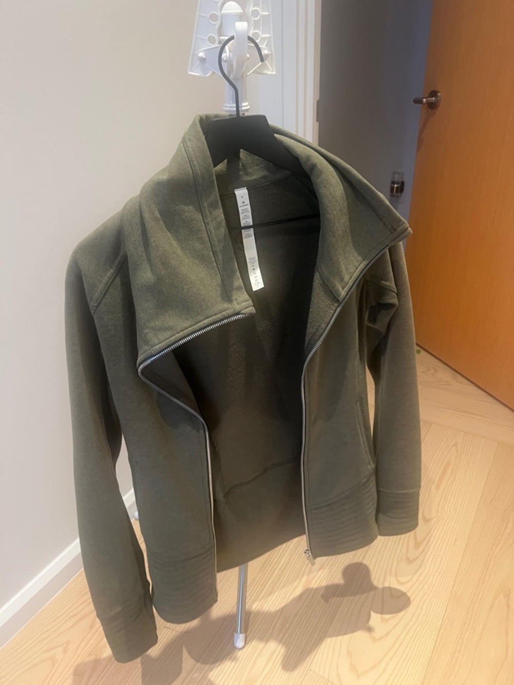 lululemon athletica Olive Green Zip-Up Bomber Jacket